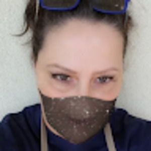 Meet your Posher, Debrah